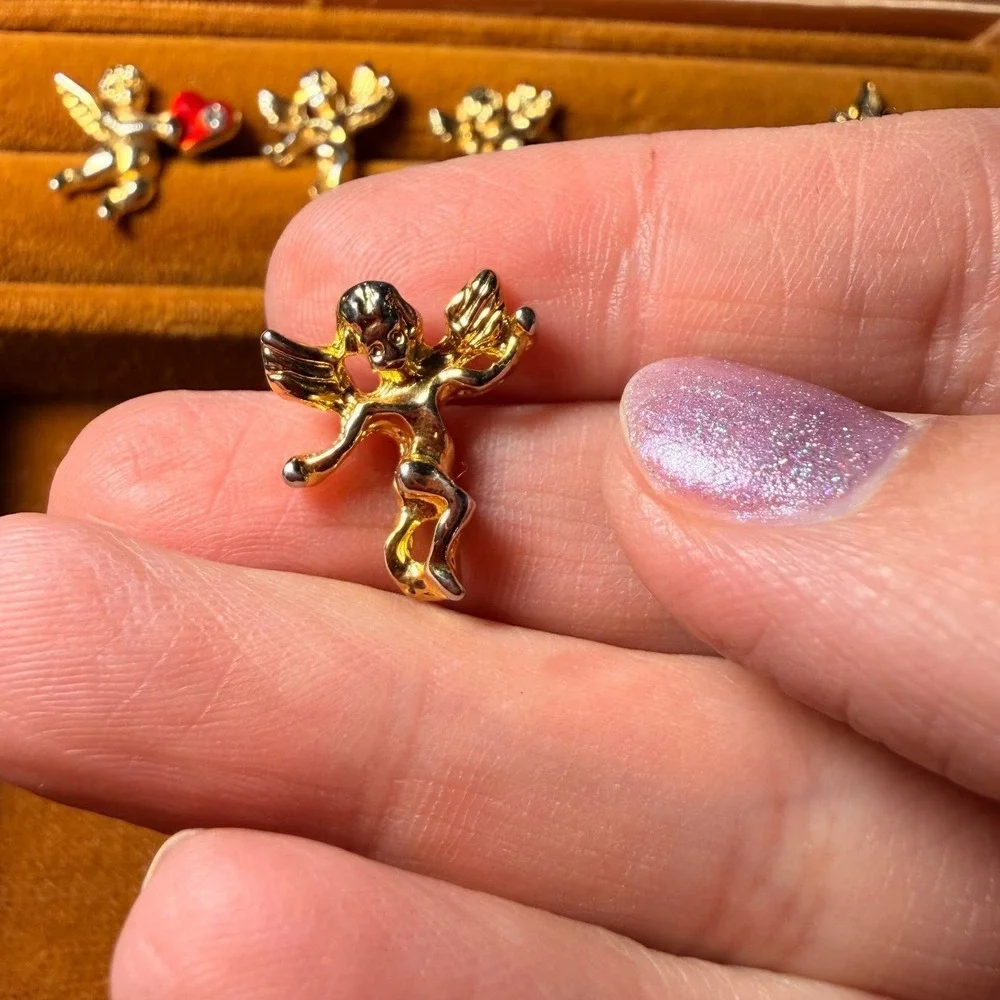 Vintage Gold Tone Cherub Angel‎ Pin Set Red Enamel Heart Rhinestone 5 Piece Lot